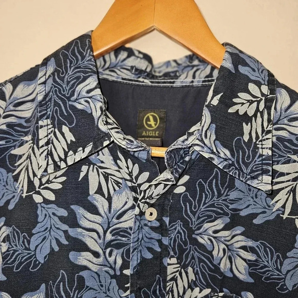 Aigle Men’s Hawaiian Shirt XL Blue Floral Tropical Underwater Print Short Sleeve - Picture 8 of 10